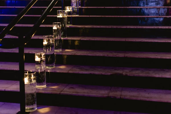 Освещённая Лестница Свечами — стоковое фото