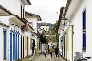 Paraty, Rio de Janeiro, Brezilya - Setembro 14, 2019: Şehir merkezi turu. Paraty, Portekiz'in sömürge ve Brezilya İmparatorluk belediyesi..