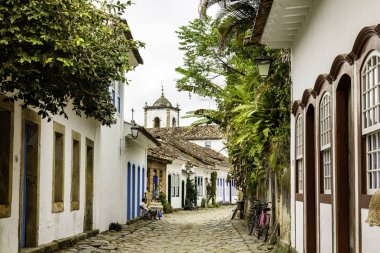Paraty, Rio de Janeiro, Brezilya - Setembro 14, 2019: Şehir merkezi turu. Paraty, Portekiz'in sömürge ve Brezilya İmparatorluk belediyesi..