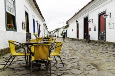 Paraty, Rio de Janeiro, Brezilya - Setembro 14, 2019: Şehir merkezi turu. Paraty, Portekiz'in sömürge ve Brezilya İmparatorluk belediyesi..