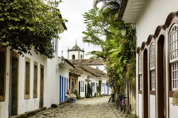 Paraty, Rio de Janeiro, Brezilya - Setembro 14, 2019: Şehir merkezi turu. Paraty, Portekiz'in sömürge ve Brezilya İmparatorluk belediyesi..