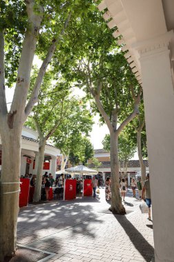Albacete, Castilla La Mancha, İspanya... 13 Eylül 2025: Albacete şehrindeki barlar ve restoranlar. 'Pane' olarak da bilinir.