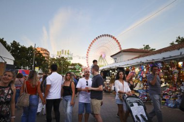 Albacete, Castilla La Mancha, İspanya... 13 Eylül 2025: Albacete şehrinin panayır alanı. Geceleri de 