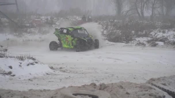 Racing Atv på vintern. Sport konkurrens Ryssland, 27 januari 2018. — Stockvideo