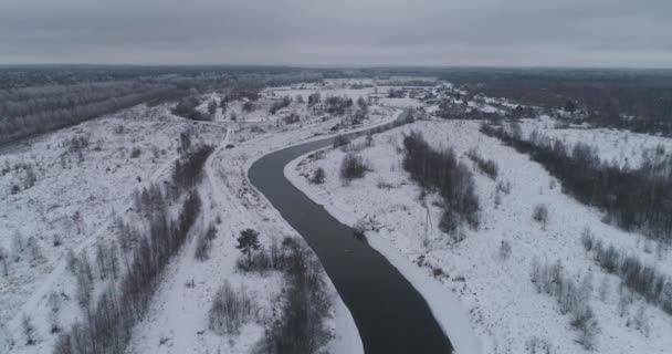 Inverno paesaggio fluviale — Video Stock