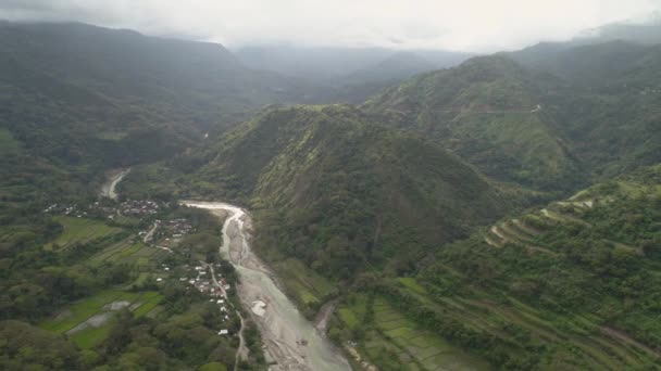 Berglandschaft auf den Philippinen, Luzon. — Stockvideo