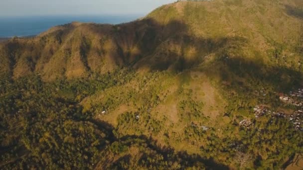 Blick auf Berg-und Meereslandschaft. bali — Stockvideo