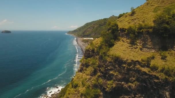 Seascape Cliffs, sea and waves at Bali, Indonesia — Stock Video