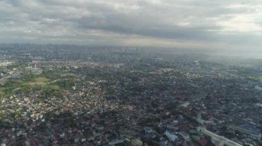 Filipinlerin başkenti Manila 'dır..