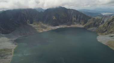 Crater Gölü Pinatubo, Filipinler, Luzon.