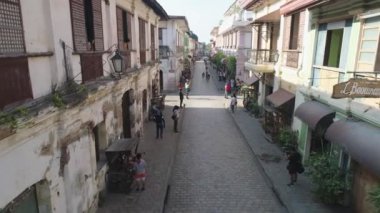 Şehrin Vigan, Filipinler yarışmalarda Bisiklete binme.