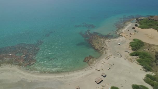 Zee landschap met strand. Filippijnen, Luzon — Stockvideo