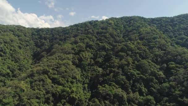 Uitzicht op berglandschap. — Stockvideo