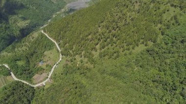 Dağ yolu adanın Luzon, Filipinler.