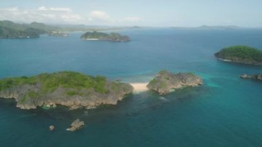 Caramoan Adaları Deniz Burnu, Camarines Sur, Filipinler.