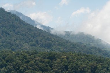 Bulutlar dağlar. Bali, Endonezya.