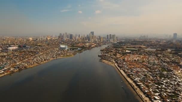 Miasto lotnicze z drapaczami chmur i budynkami. Filipiny, Manila, Makati. — Wideo stockowe