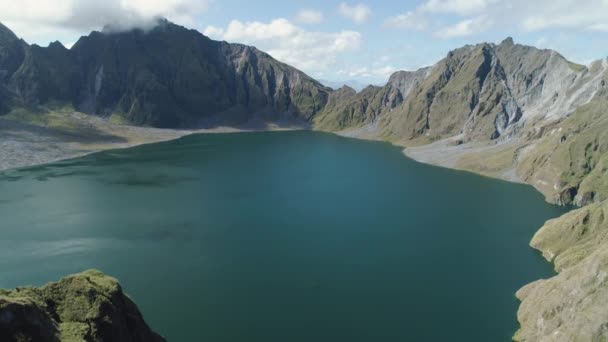 Lago da cratera Pinatubo, Filipinas, Luzon. — Vídeo de Stock