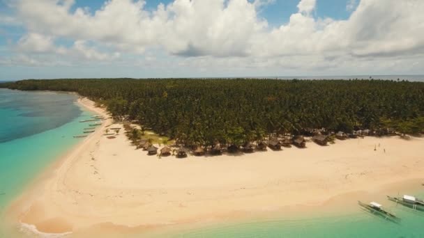 Beautiful tropical island with beach. — Stock Video