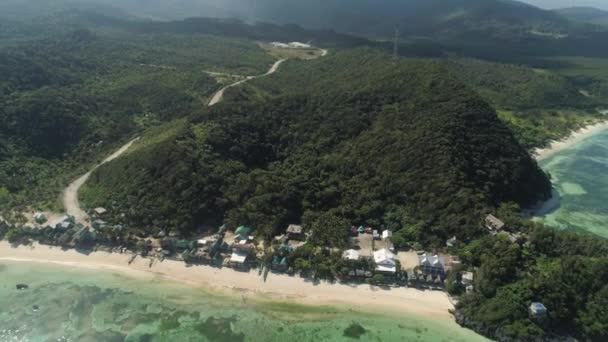 Havsutsikt med strand och hav. Filippinerna, Luzon. — Stockvideo