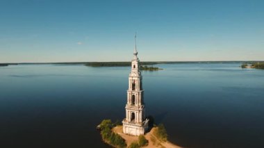 Adada eski manastır