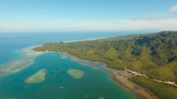 Paysage marin avec lagunes et îles — Video