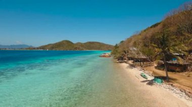 Güzel tropikal ada.