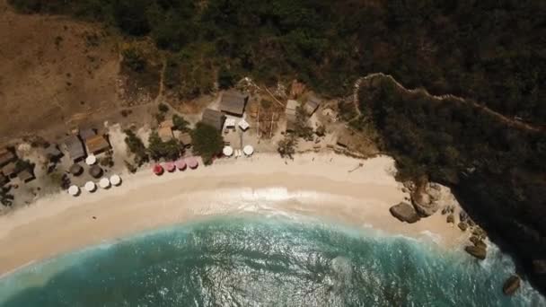 Vista aérea hermosa playa. Nusa Penida — Vídeos de Stock
