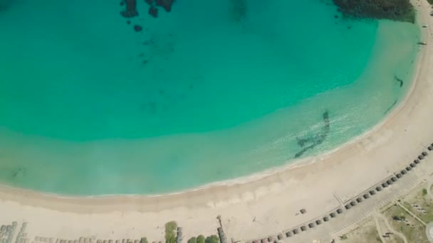 Havsutsikt med strand och hav. Filippinerna, Luzon. — Stockvideo