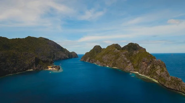 Isla tropical y playas de arena, vista aérea. El Nido — Foto de Stock