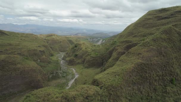 Bergprovinz auf den Philippinen, Pinatubo. — Stockvideo