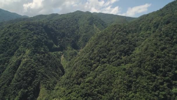 Blick auf die Berglandschaft. — Stockvideo