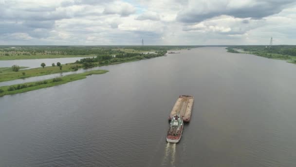 Barge sur la Volga 