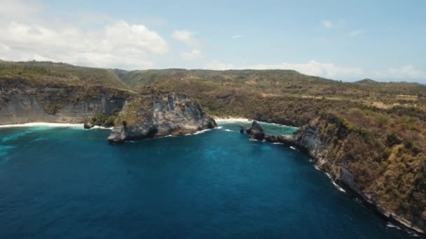 Vista aérea bela praia. Nusa Penida — Vídeo de Stock