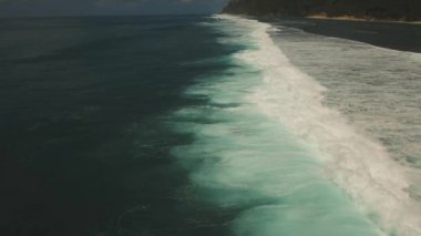 Hava manzaralı güzel bir sahil. Bali, Endonezya.