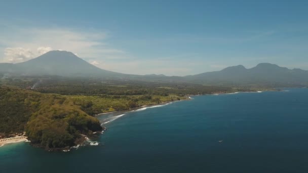 Légi kilátás gyönyörű strand. Bali, Indonézia. — Stock videók