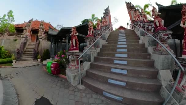 Temple bouddhiste sur l'île de Bali — Video