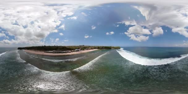 Морской пейзаж с пляжем vr360 — стоковое видео