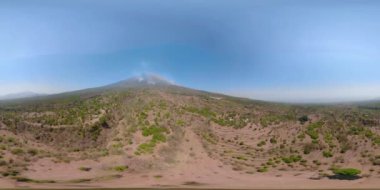 Dağ manzara tarım arazileri ve köy Bali, Endonezya. vr360