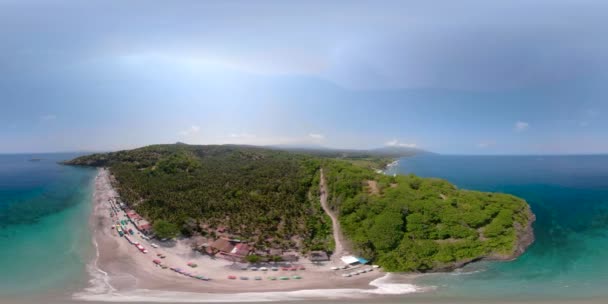 Praia de areia em um resort tropical vr360 — Vídeo de Stock