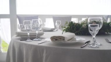 Şenlikli bir tablo hizmet.