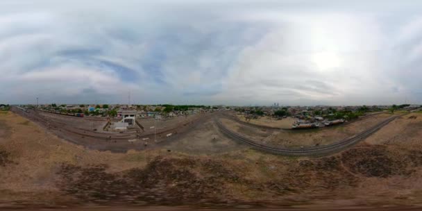 Spoorwegstation in Surabaya-Indonesië vr360 — Stockvideo