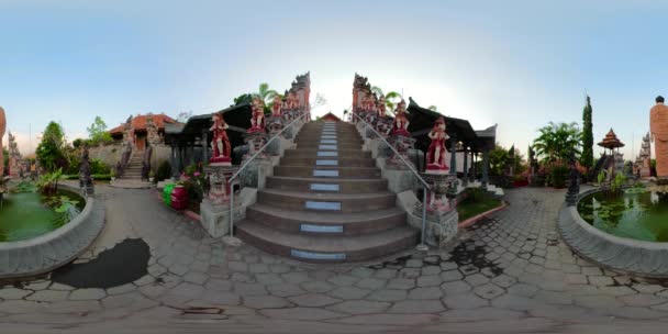 Буддийский храм на острове Бали vr360 — стоковое видео