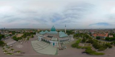 Surabaya Endonezya Camii Al Akbar. vr 360