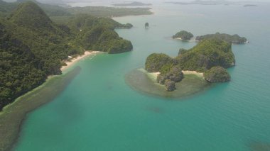 Caramoan Adaları Deniz Burnu, Camarines Sur, Filipinler.