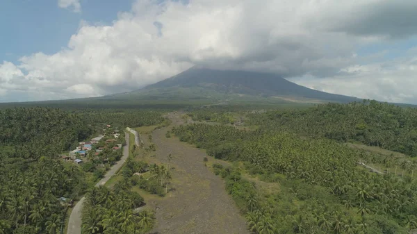 Monte Mayon vulcano, Filipinas, Luzón —  Fotos de Stock