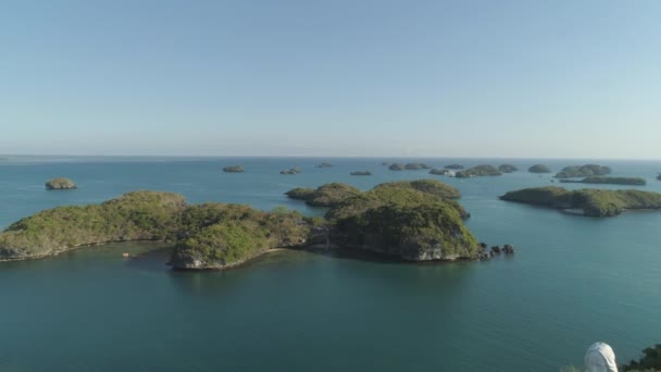 Conjunto de ilhas no mar. Filipinas. — Vídeo de Stock