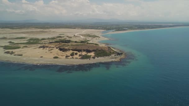 Krajobraz morski z plażą. Filipiny, Luzon — Wideo stockowe