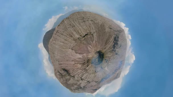 Vulcano attivo con cratere Bromo, Jawa, Indonesia . — Video Stock