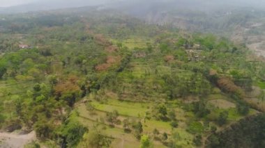 Dağ manzarası Jawa Adası, Endonezya.